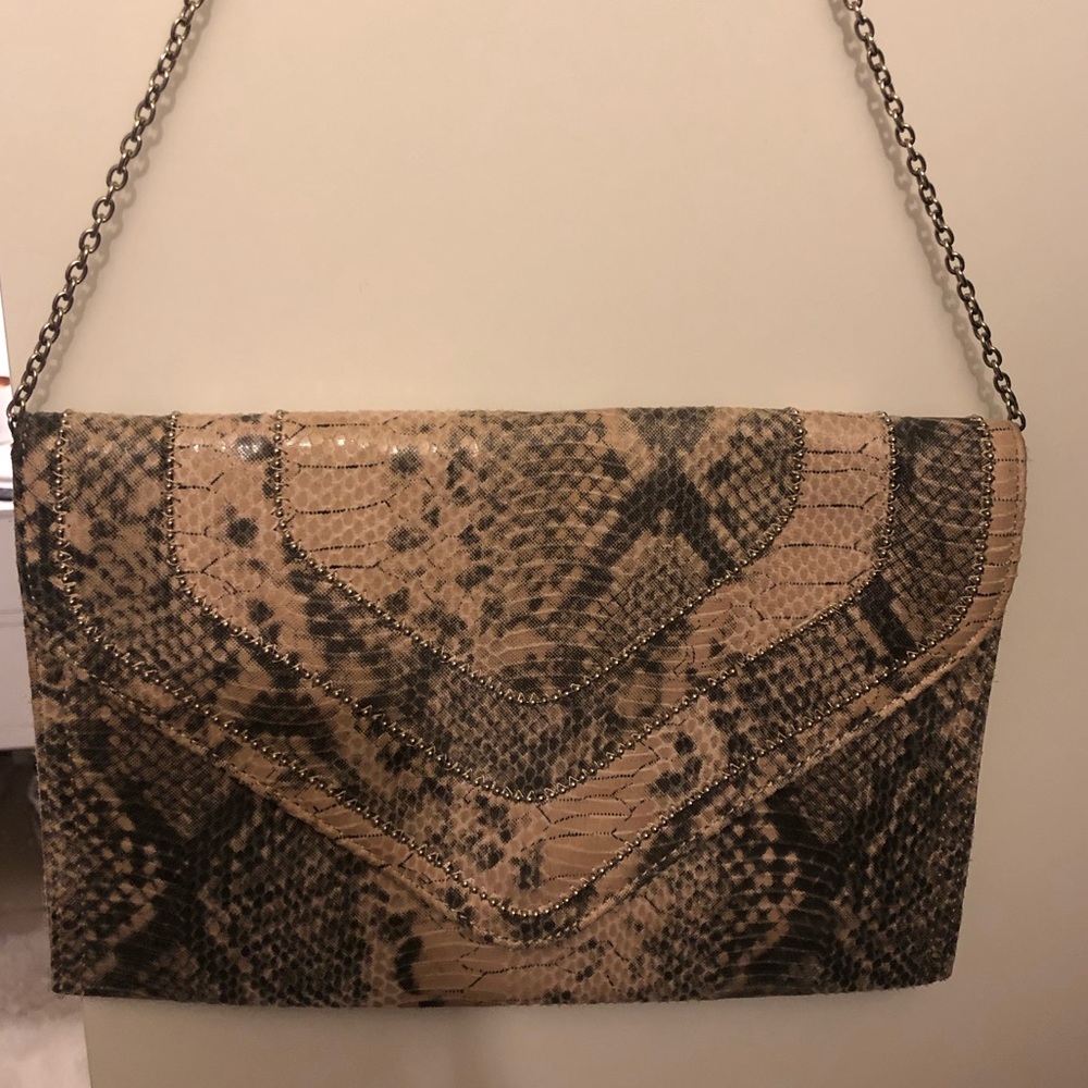 Clutch purse